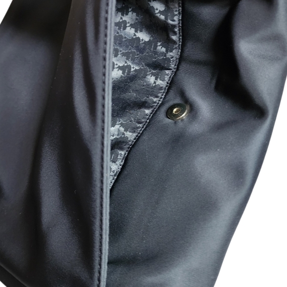 Karl Lagerfeld Black Crossbody Bag With Gold Accents - Picture 4 of 7